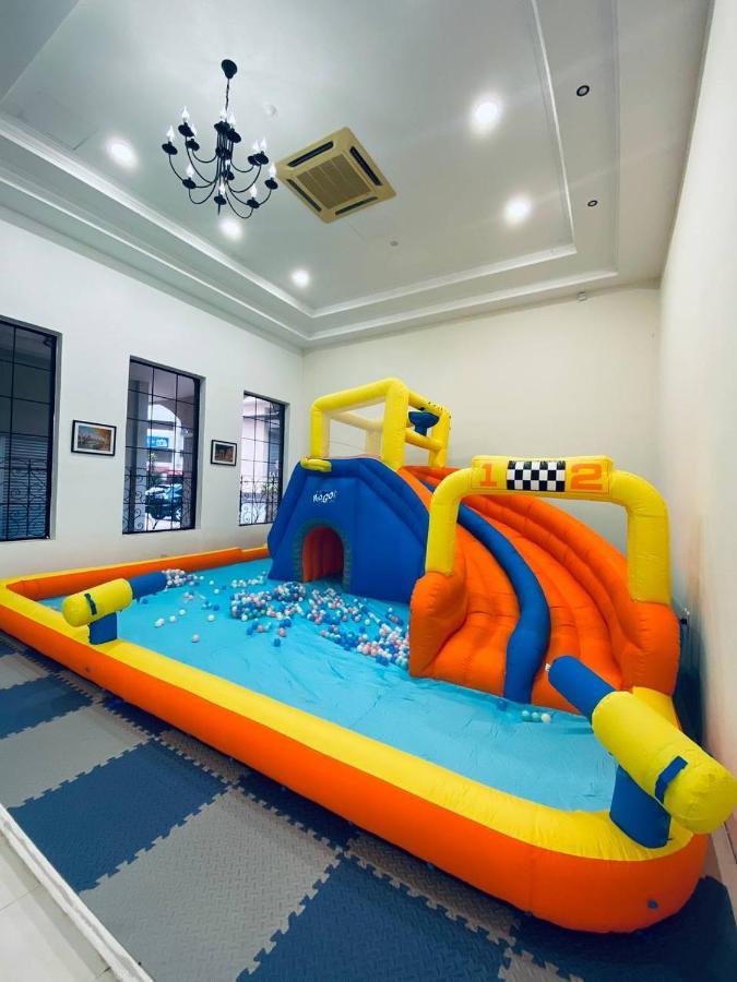Z Hotel Malacca Екстер'єр фото
